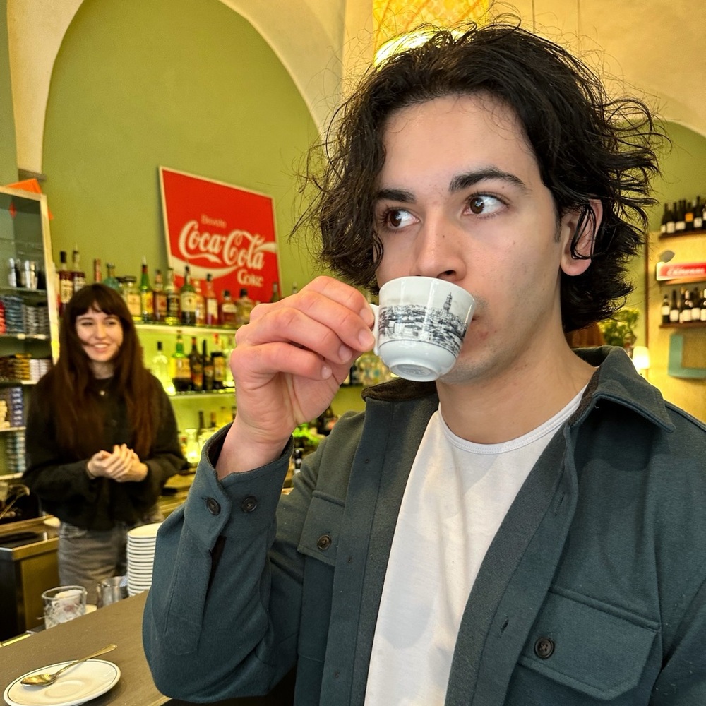 Meet your Posher, Bobby